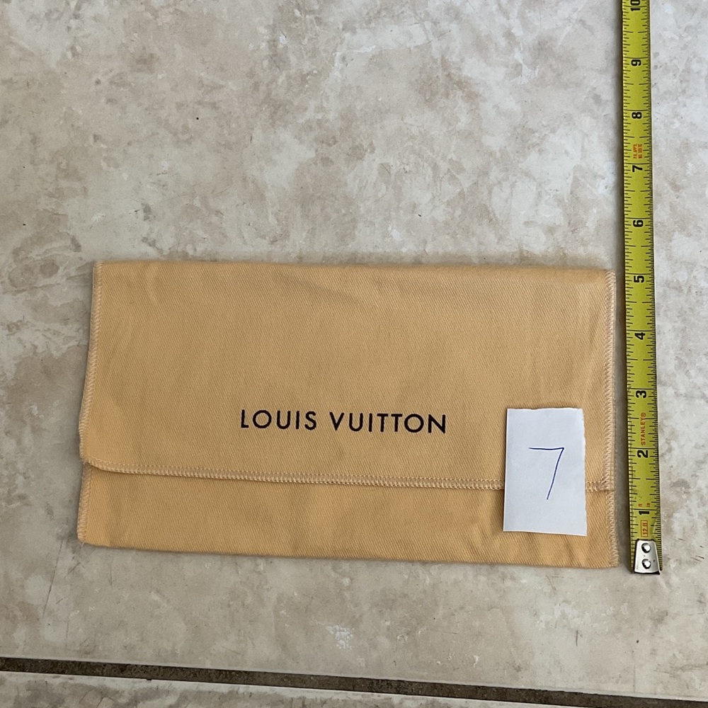 Louis Vuitton Beige Logo Storage Pouch - Picture 2 of 3